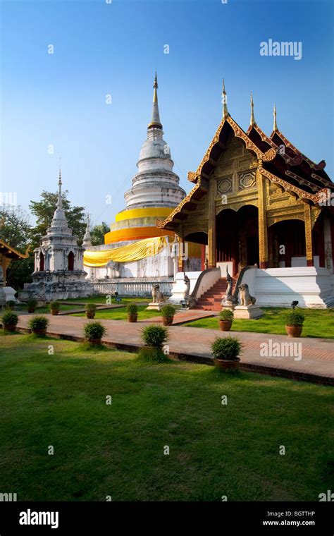 Wat Phra Singh, Chiang Mai, Thailand Stock Photo - Alamy