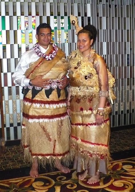 Samoan Wedding Dress | Tongan wedding, Traditional outfits, Samoan wedding