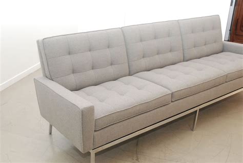 classic design: Before & After: Vintage Florence Knoll sofa