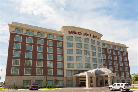 Drury Inn Amenities