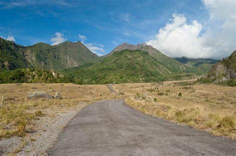 List of Central America Volcanoes by Country