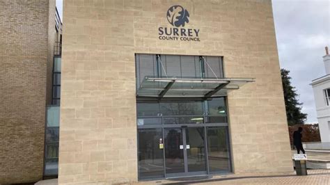 Surrey County Council workers to vote on strike action - BBC News