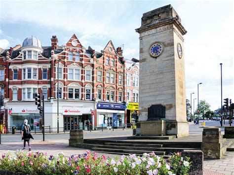 Living in Barnet | London Area Guide 2024 | CBRE UK Residential