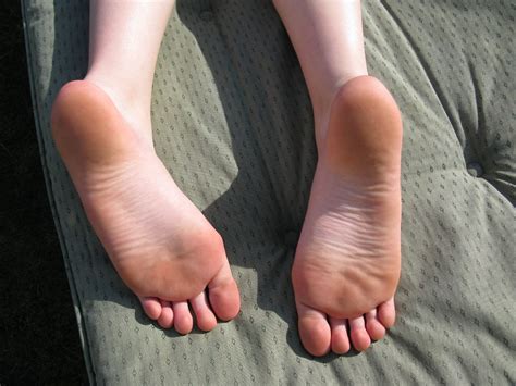 bare feet | These feet were made for walking ... | -TheDebster- | Flickr