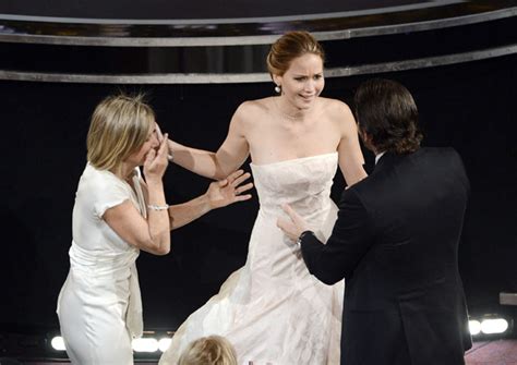 In pictures: Jennifer Lawrence's epic fall at the Oscars - NDTV Movies