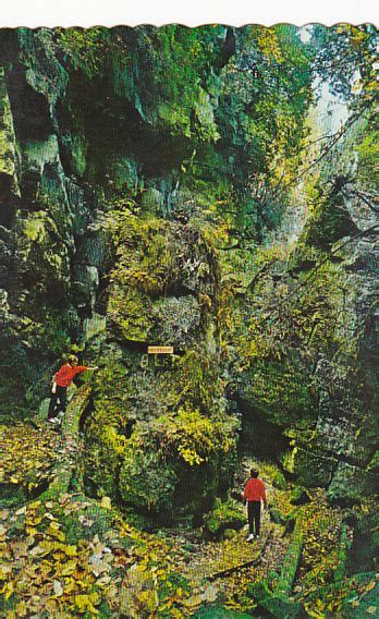 Canada Preacher's Pulpit and Fern Cavern Blue Mountain Caves Collingwood... | Canada - Ontario ...