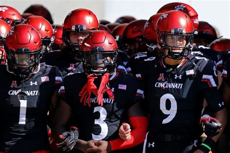 Cincinnati Bearcats Football Transfer Portal 2024 - Tonye Gwenneth