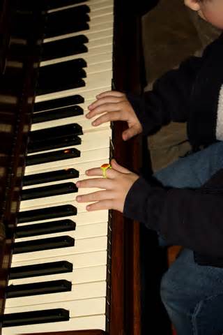 Child Playing Piano Picture | Free Photograph | Photos Public Domain