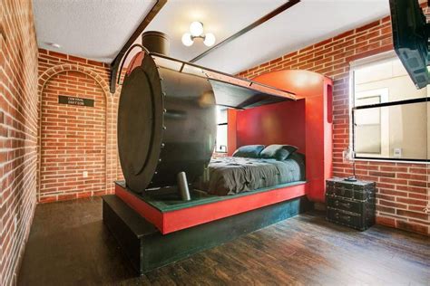 Amazing Harry Potter and Wizarding World Themed Airbnb Rentals ...