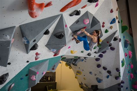 About – Momentum Climbing Gym