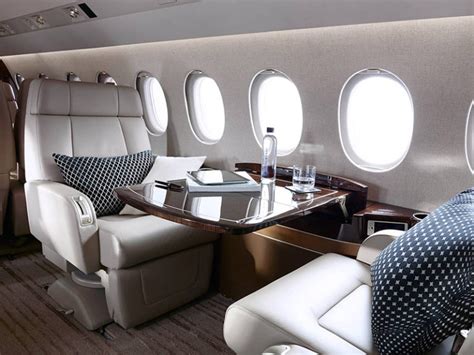 Dassault Falcon 900/900EX - Private Jet hire - Starr Luxury Jets