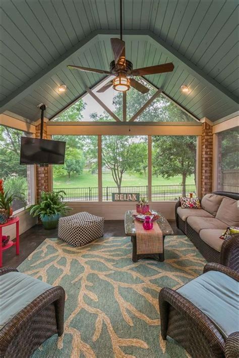 40 Best Screened Porch Design and Decorating Ideas On Budget - DecoRewarding | Sunroom designs ...