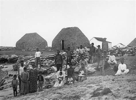 File:Hawaiian Islands, Hale, Niihau, 1885, taken by Francis Sinclair.jpg - Wikimedia Commons