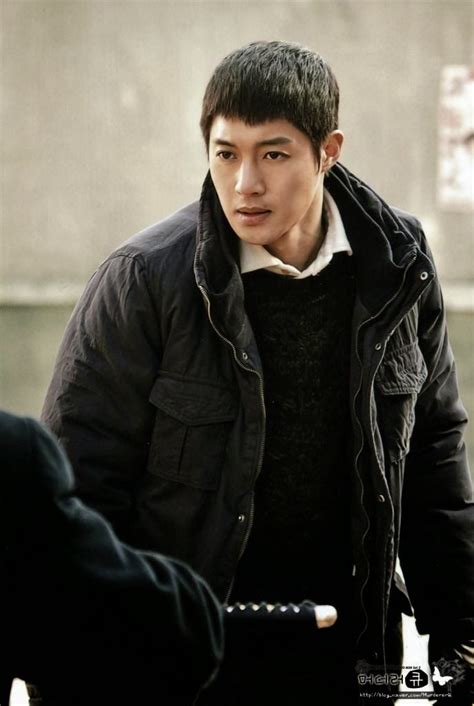 [MurdererQ Scan] Kim Hyun Joong – “Inspiring Generation” DVD ...