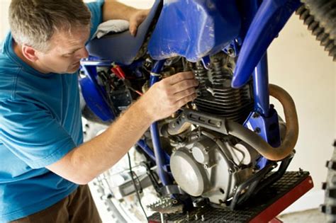 Find Motorcycle Mechanic Schools Near You | Practical Training