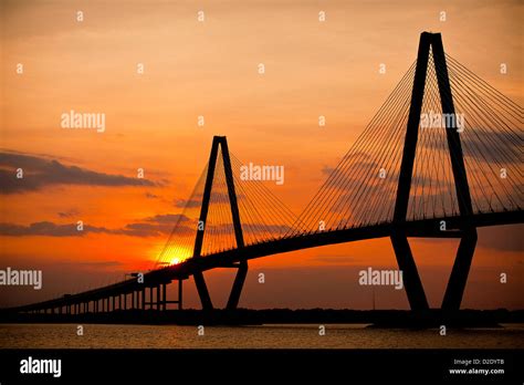 Sunset over the Arthur Ravenel Jr. bridge in Charleston, SC Stock Photo - Alamy