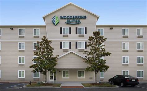 Extended Stay Hotel in Gainesville, FL | WoodSpring Suites Gainesville I-75