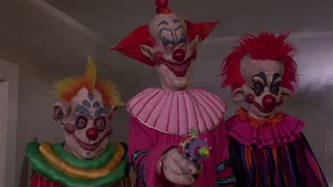 Blu-ray Review: Killer Klowns from Outer Space – Backseat Mafia