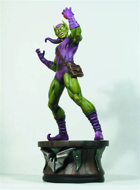 Green Goblin Statue by Bowen Designs. | Green goblin, Amazing spider man comic, Spiderman