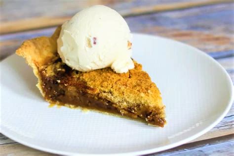 Old-Fashioned Shoo Fly Pie. - Easy Recipes