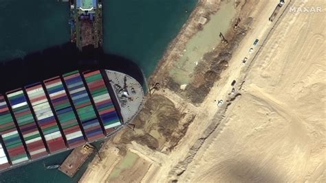 Suez Canal: Satellite images show traffic at canal, massive rescue ...