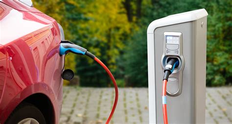 How Much Does It Cost to Charge an Electric Car?