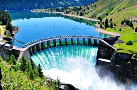 Hydroelectric energy, also called hydroelectricity or hydropower, is a form of energy that use ...