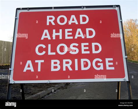 Bridge ahead uk road sign hi-res stock photography and images - Alamy