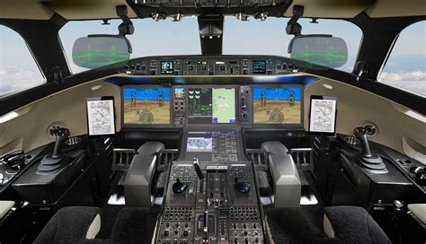 Bombardier Delivers First Global 7500 Aircraft Equipped with Dual Head-up Display (HUD) | Bombardier