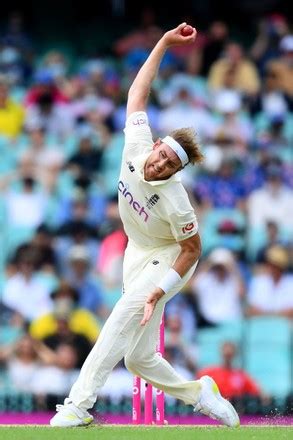 Stuart Broad Bowling 2022