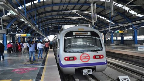 Delhi: Man jumps in front of metro at Moolchand station on Violet Line – India TV