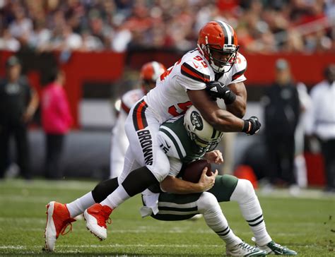 Myles Garrett sacks Josh McCown on first NFL play