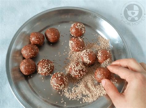 Dates Sesame Seeds Ladoo Recipe