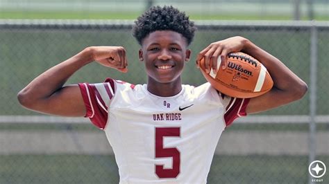 Tee Higgins: Four-star WR commits to Clemson - Sports Illustrated