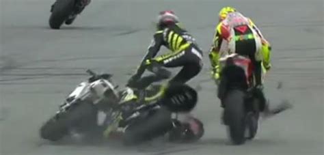 Marco Simoncelli died after a crash in MotoGP Malaysia | BEST MOTORCYCLES