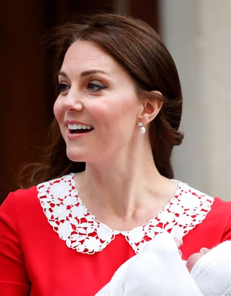 Kate Middleton's Pearl Earrings Leaving the Hospital | POPSUGAR Fashion ...