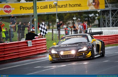 AUSmotive.com » 2012 Bathurst 12 Hour in pictures