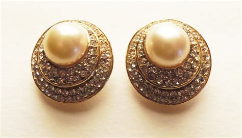 Ciner Vintage Pearl and Rhinestone Earrings – Haute Juice