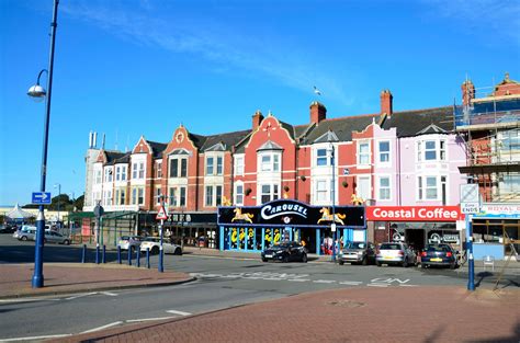 Barry Island Beach in Cardiff | Expedia.co.uk