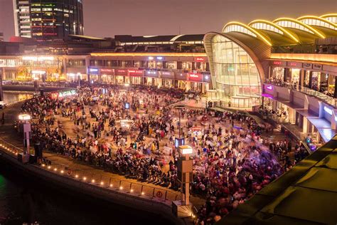 A Guide to the Dubai Shopping Festival – Travco Holidays