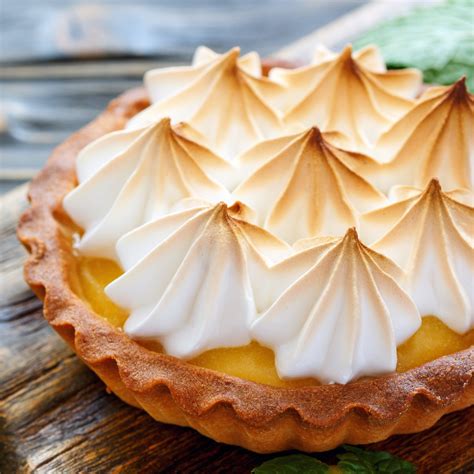 Lilikoi Meringue Pie With Gingerbread Crust Recipe Recipe - Da Vine Hawaii