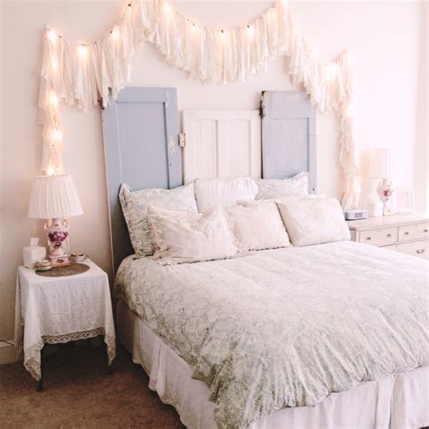 How You Can Use String Lights To Make Your Bedroom Look Dreamy