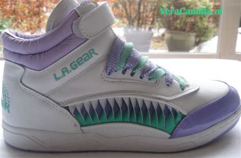 LA Gears, you were cool if you wore these!! | La gear sneakers, Popular shoes, Me too shoes