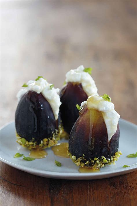 Fresh Figs with Ricotta and Honey – Leite's Culinaria