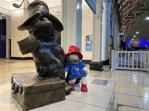 WHERE IS PADDINGTON BEAR STATUE IN PADDINGTON STATION?