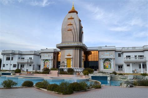 Radha Madhav Dham Temple in Austin, TX | The japa retreat ce… | Flickr