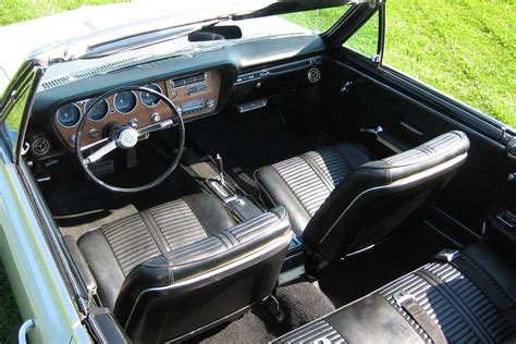 1966 PONTIAC GTO CONVERTIBLE - Interior - 71143