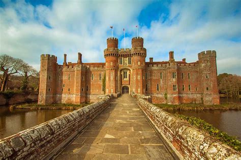 Visit Herstmonceux Castle, East Sussex | englandrover.com