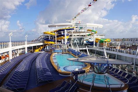 Harmony of the Seas Itinerary & Review + 17 Money & Time Saving Tips