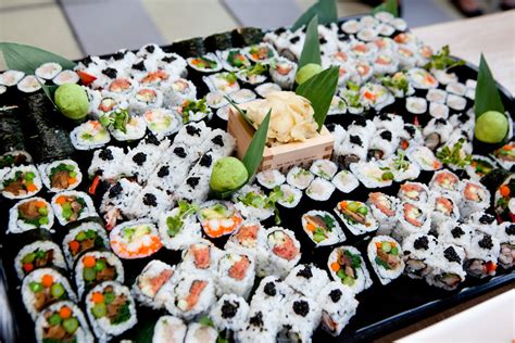 Huge platter of sushi maki | Joy of Sake Preview Party at Bl… | Flickr